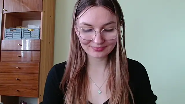 Chat soba uživo modela LooveELLYx