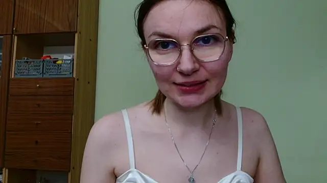 LooveELLYx Live XXX Chat