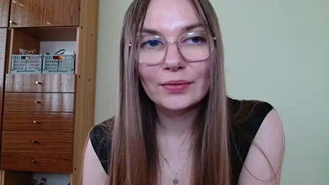 LooveELLYx live XXX chat