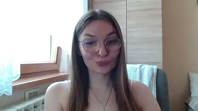 LooveELLYx Chat XXX in diretta