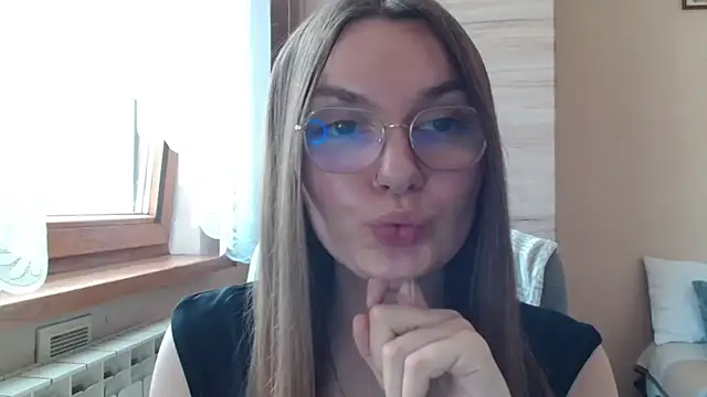 LooveELLYx Chat XXX live