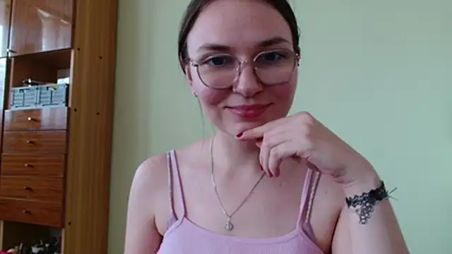 LooveELLYx Chat XXX in diretta