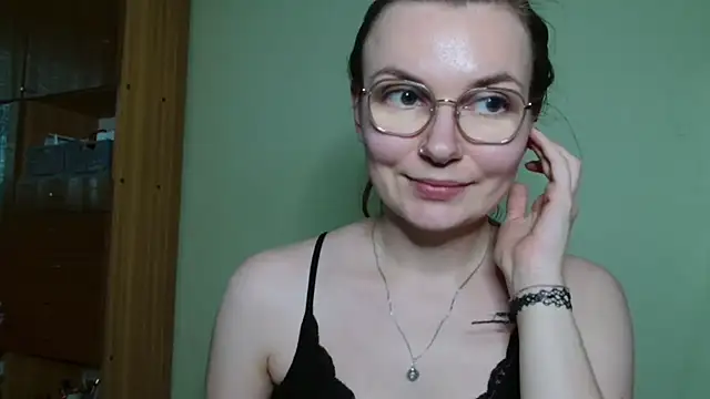 LooveELLYx Adlı Modelin Canlı XXX Sohbeti