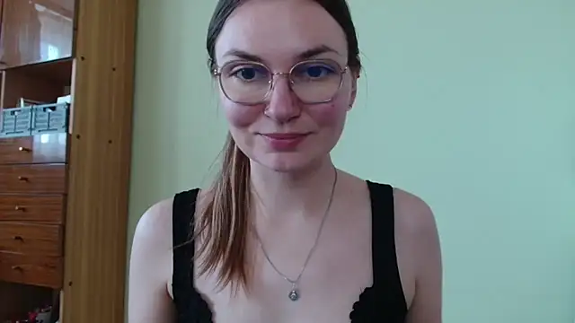 LooveELLYx Chat XXX in diretta