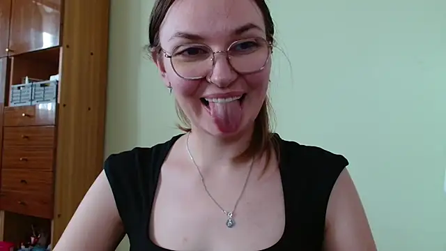 LooveELLYxn Live XXX chat