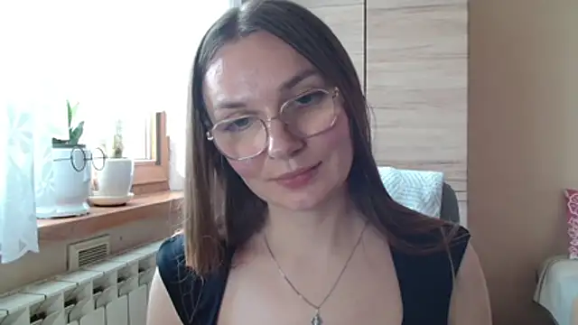 XXX chat uživo modela LooveELLYx