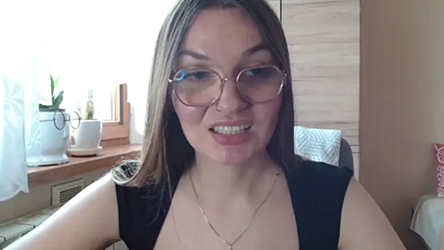 LooveELLYx Chat XXX in diretta