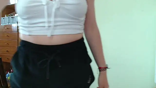 LooveELLYx XXX чат на живо