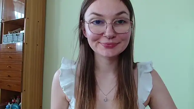 LooveELLYx Chat XXX live