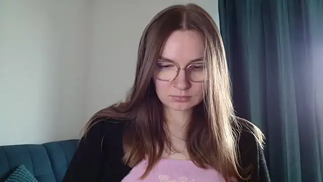 LooveELLYxn Webbikameraesitys