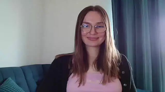 LooveELLYx's Webcam Show