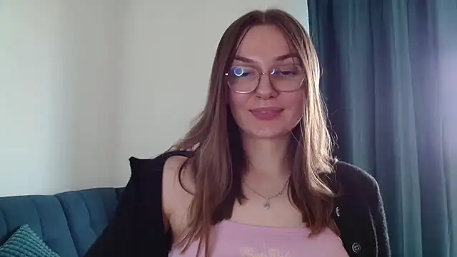 Pertunjukan Kamera Web LooveELLYx