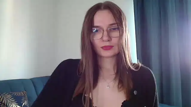 LooveELLYx – webcam-show