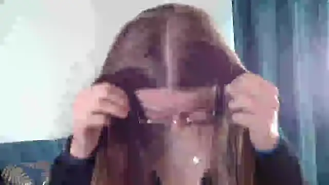 LooveELLYx Pertunjukan Webcam