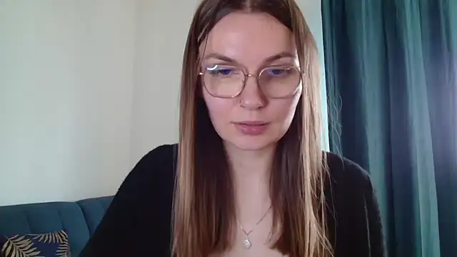 LooveELLYx Шоу с уебкамера