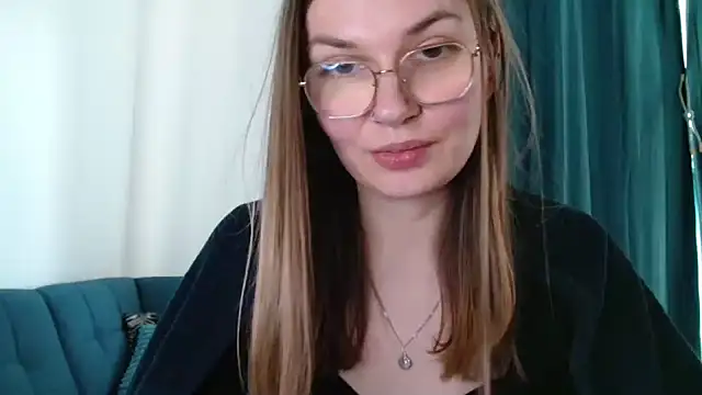 LooveELLYx's Webcam Show