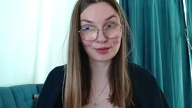 LooveELLYx – webcam-show