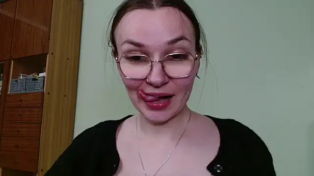LooveELLYx Pertunjukan Webcam