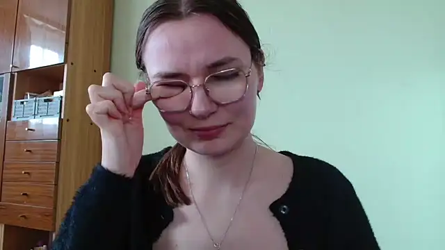 LooveELLYx's Webcam Show