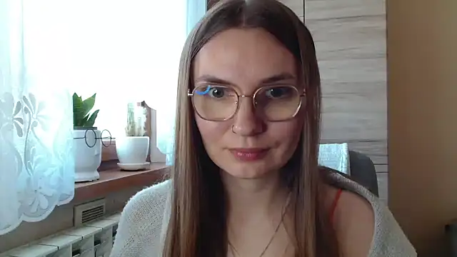 Show modela LooveELLYx na web-kameri