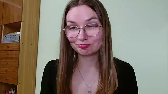 LooveELLYx Show in webcam