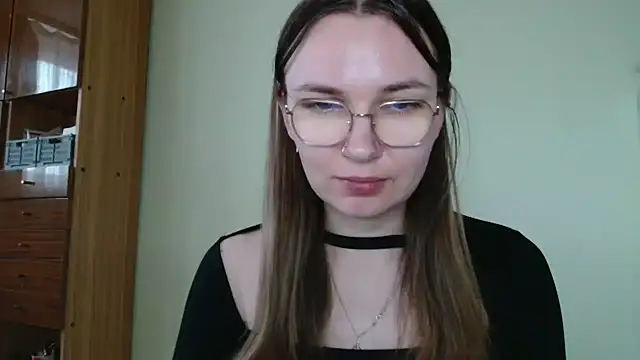LooveELLYx Show in webcam