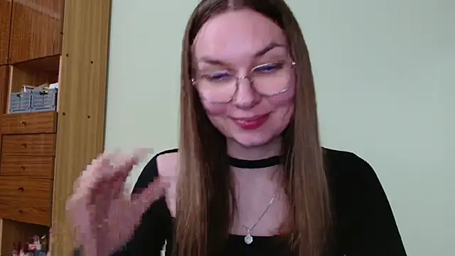 Show modela LooveELLYx na web-kameri