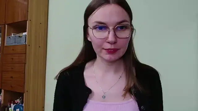 LooveELLYx – Kamerová šou