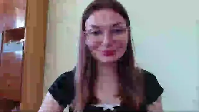 LooveELLYx Show in webcam
