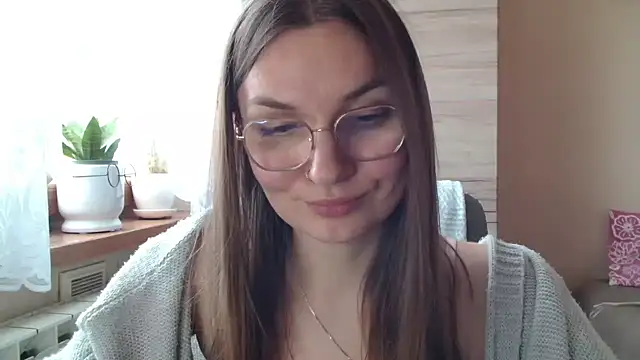 LooveELLYx Show in webcam