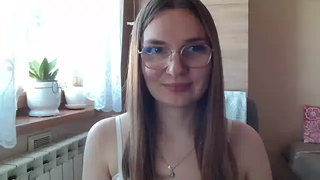 LooveELLYx Show in webcam