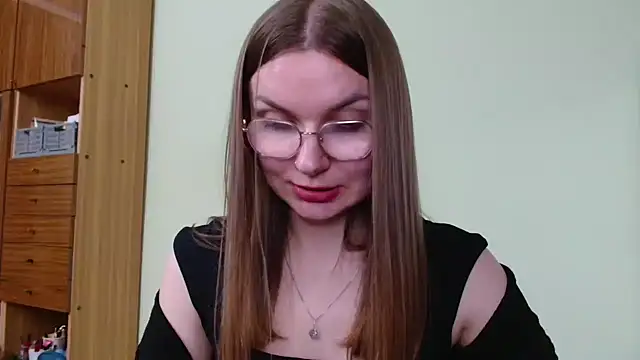 LooveELLYx's Webcam Show