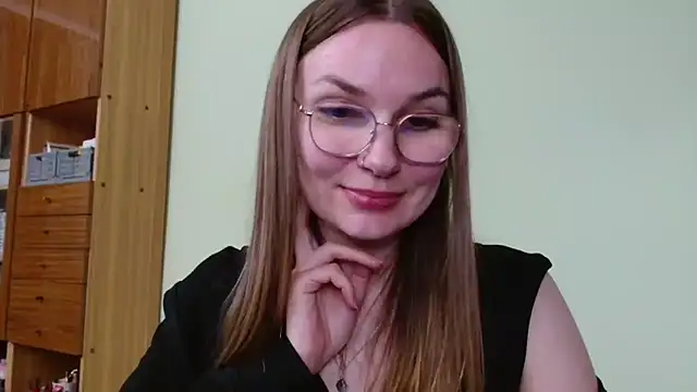 LooveELLYx's Webcam Show