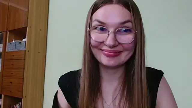LooveELLYx – Kamerová šou