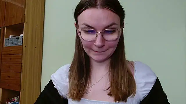 LooveELLYx Webcam show