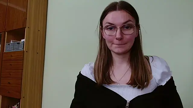 LooveELLYx's Webcam Show