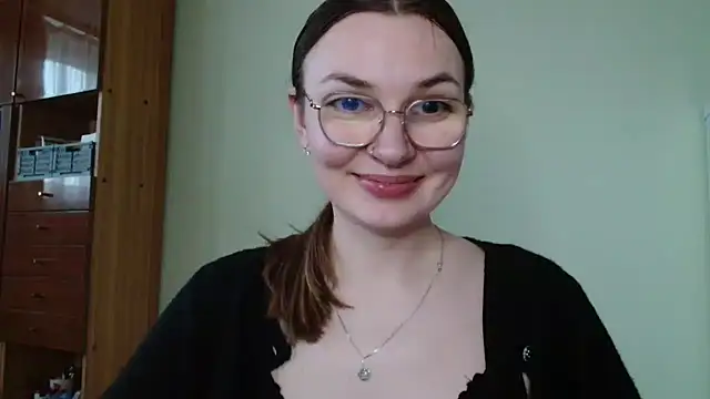 LooveELLYx webcam show