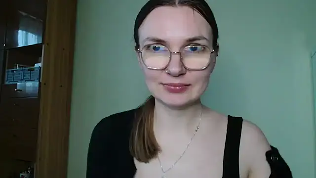 Pokazy przed kamerką – LooveELLYx