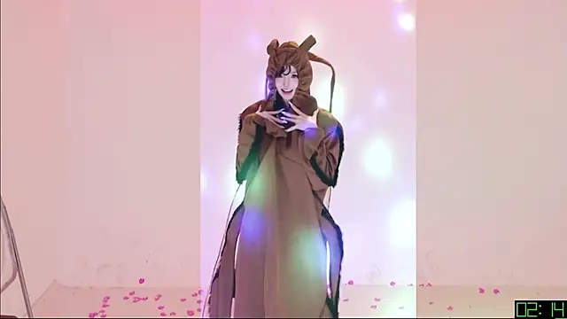 Pertunjukan Kamera Web TNT-Sister