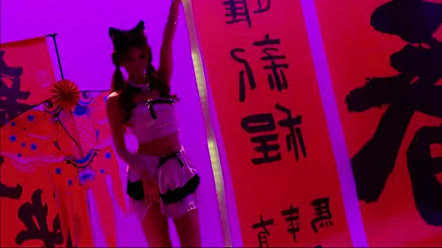 TNT-Sister Show in webcam