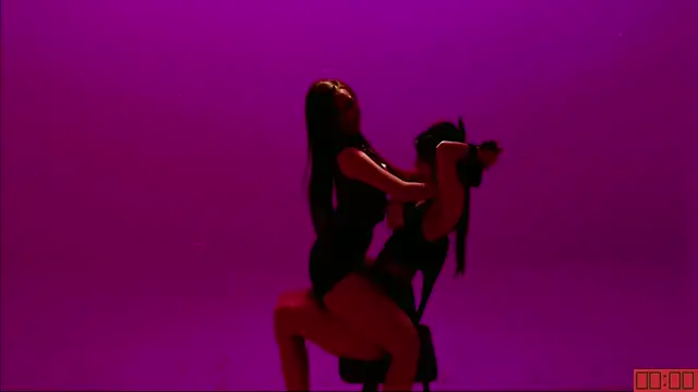 TNT-Sister Webcam-Show