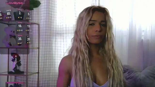Chat +18 de SarahRaynex ao vivo