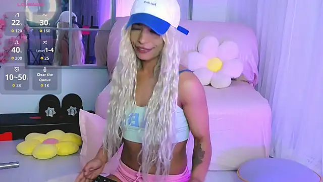 SarahRaynex Adlı Modelin Canlı XXX Sohbeti