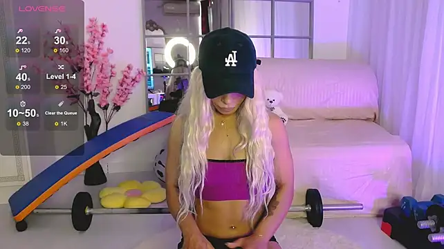SarahRaynex's Live XXX Chat
