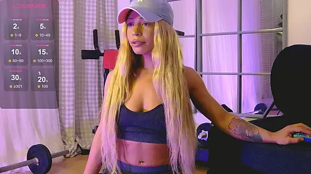 Chat +18 de SarahRaynex ao vivo