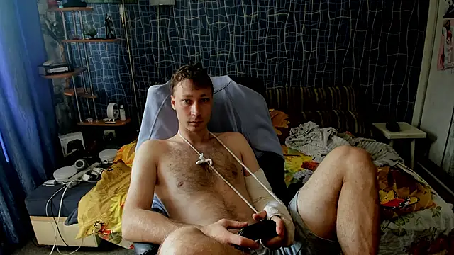 Webkamerová show CuteBoy228