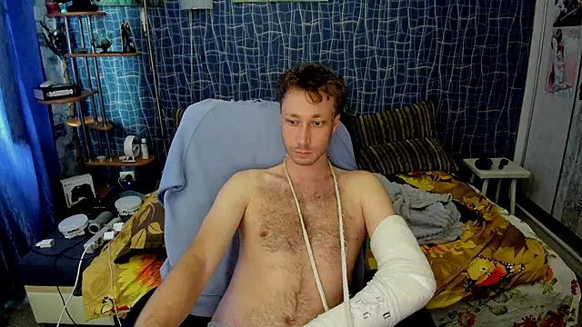 CuteBoy228's Webcam Show