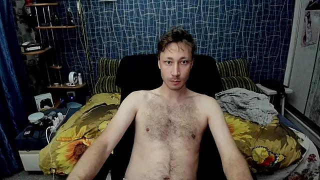 CuteBoy228: διαδικτυακό σόου στην κάμερα