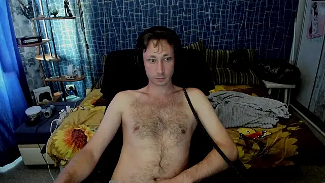 Show modela CuteBoy228 na web-kameri
