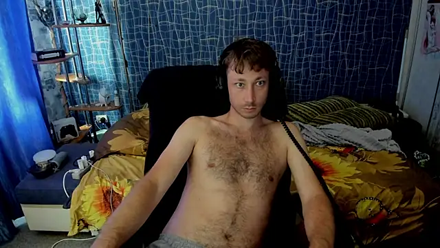Show modela CuteBoy228 na web-kameri